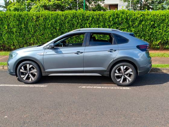 VOLKSWAGEN NIVUS 1.0 200 TSI TOTAL FLEX HIGHLINE AUTOMÁTICO
